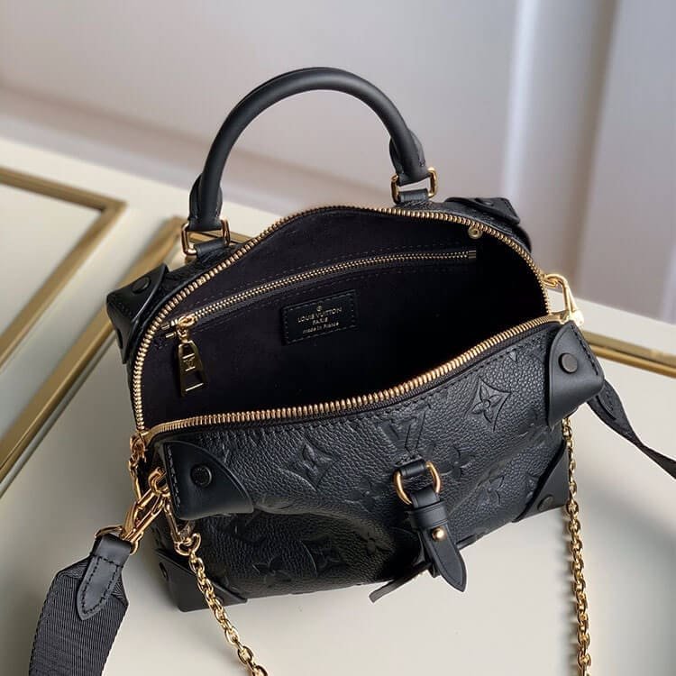L0vis Vvtt0n Petite Malle Souple Handbag M45393