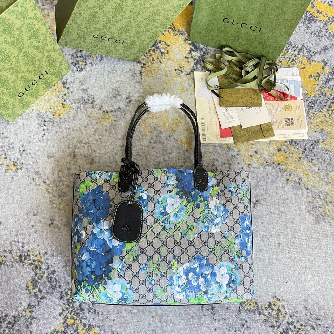 Gvc*1 Svp*me Monogram Blooms Medium Reversible Tote Beige Blue Navy