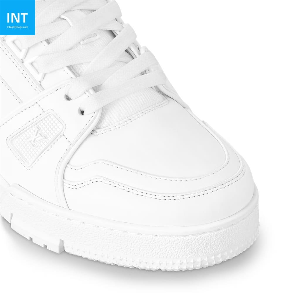 L0vis Vvtt0n 1AC29Q LV Trainer Sneaker