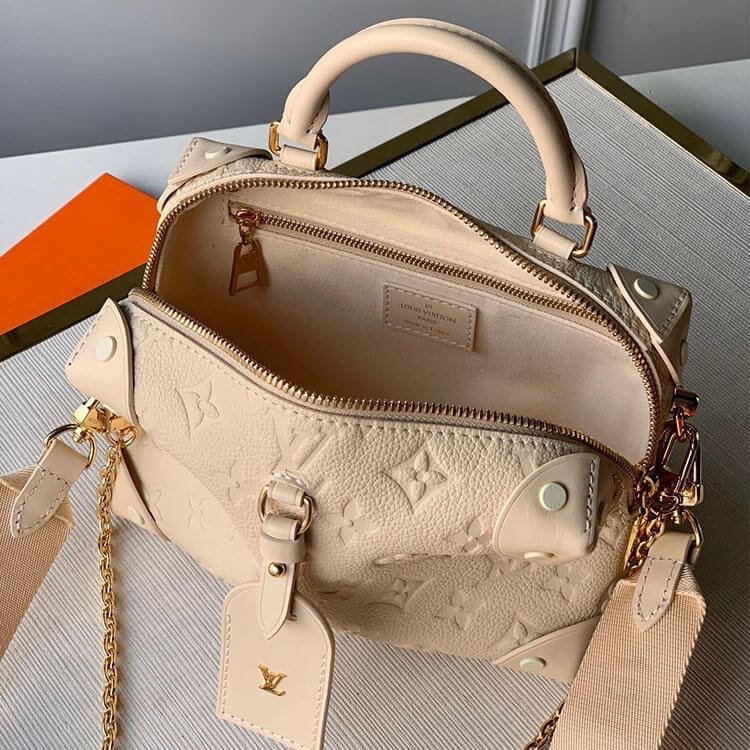L0vis Vvtt0n Petite Malle Souple Handbag M45394