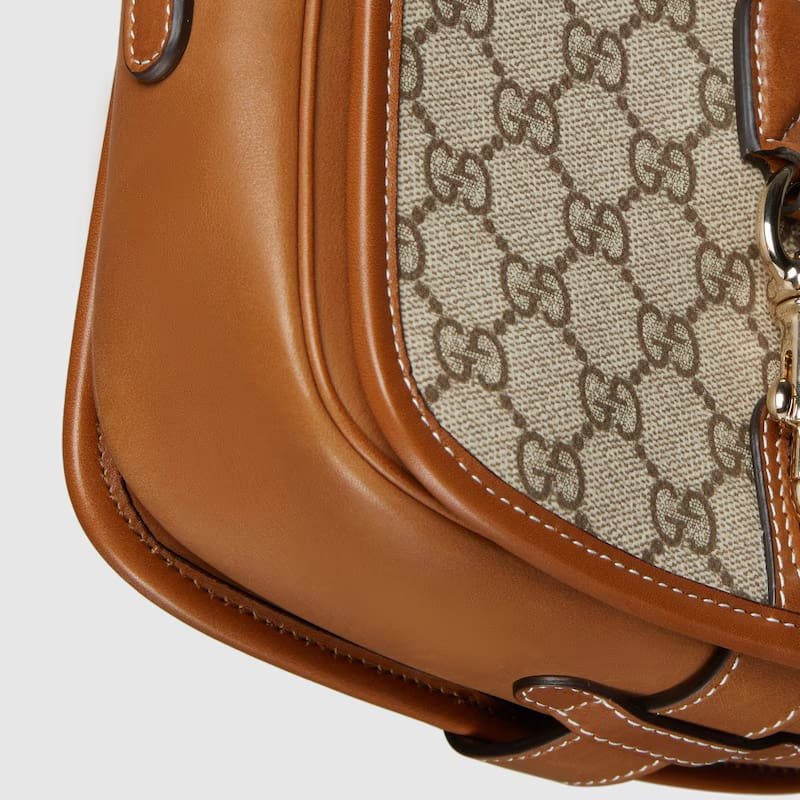 Gvc*1 Emblem mini shoulder bag
