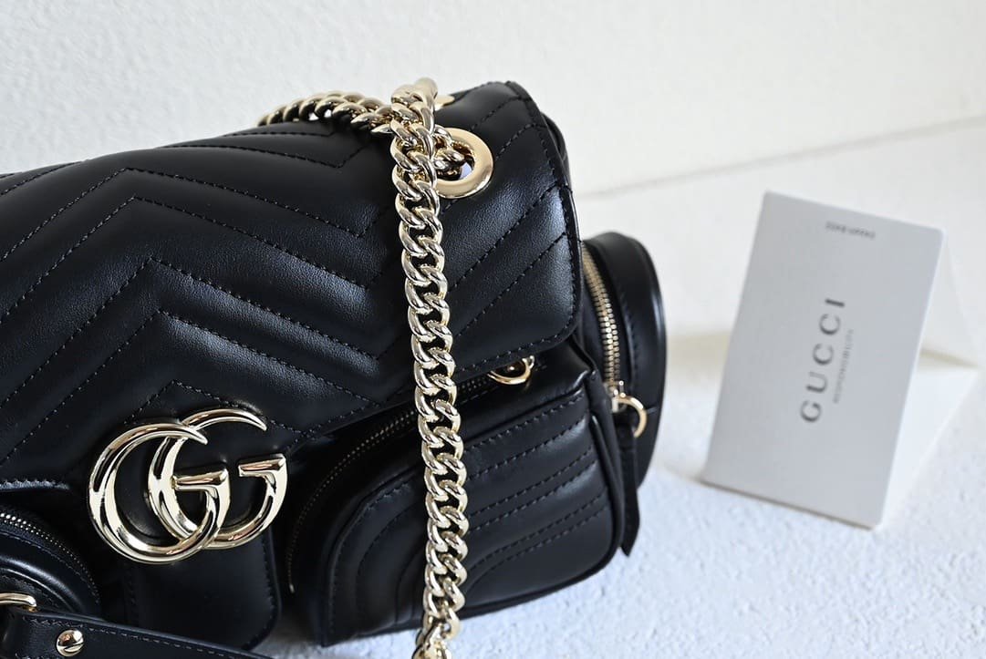 Gvc*1 Marmont small multi-pocket bag