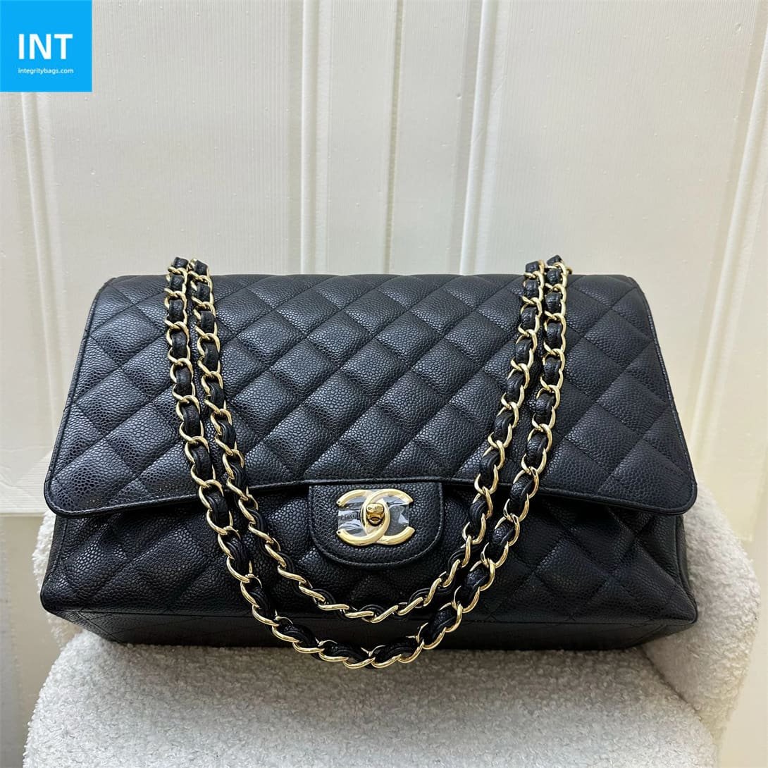 Ch**el Classic Maxi Handbag GRAINED CALFSKIN & GOLD METAL