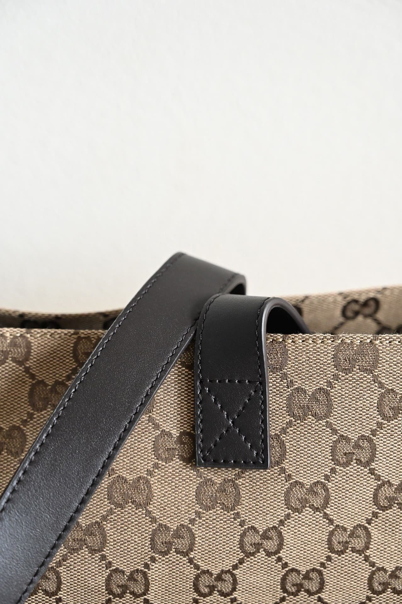 Gvc*1 LARGE GG TOTE BAG