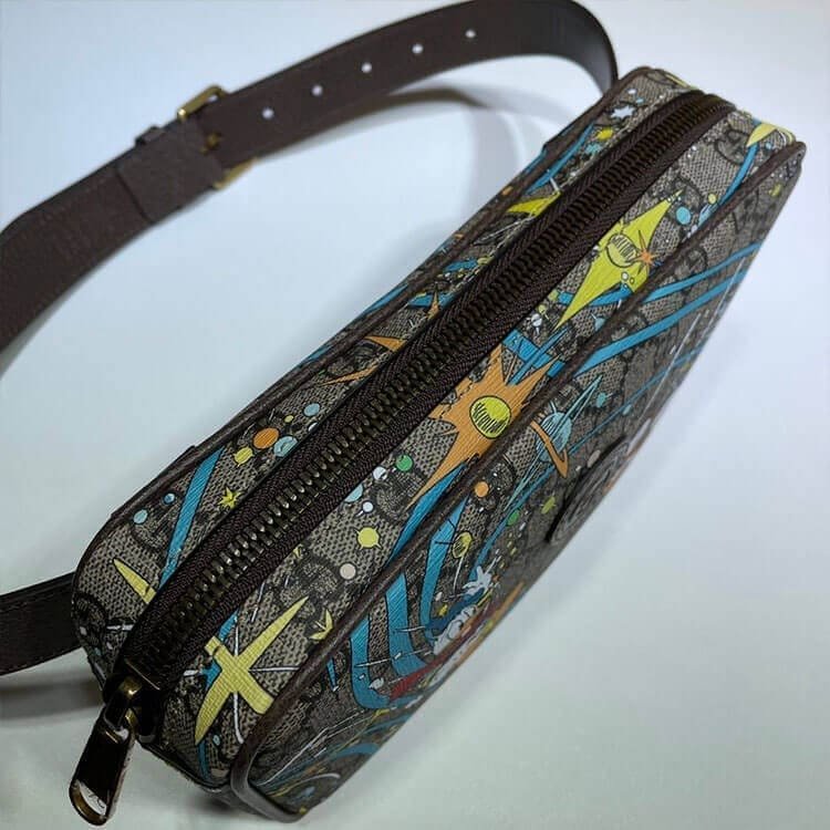 Gvc*1 Disney x Gvc*1 Donald Duck Print Belt Bag