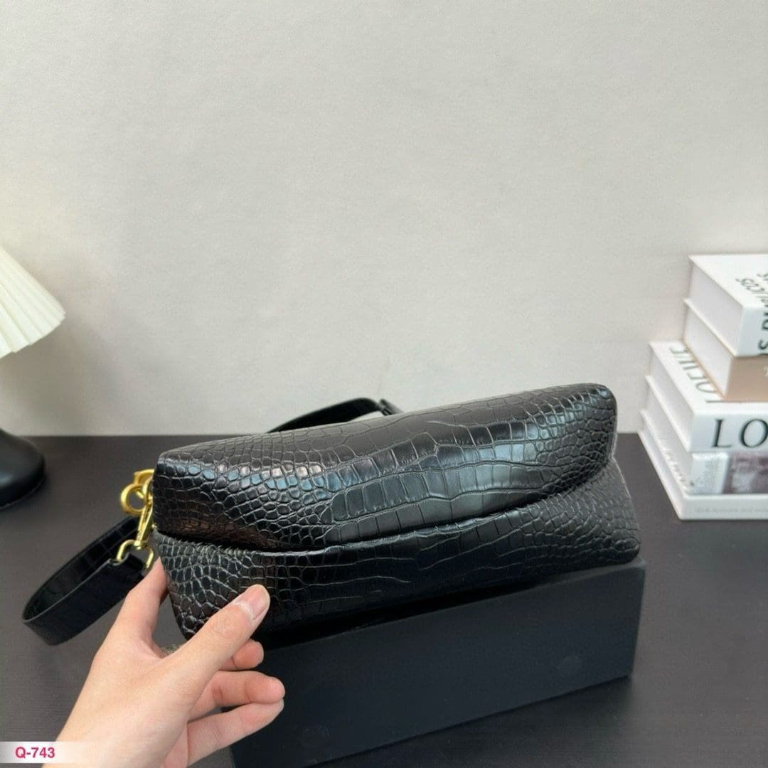 Ch**el Vintage bag
