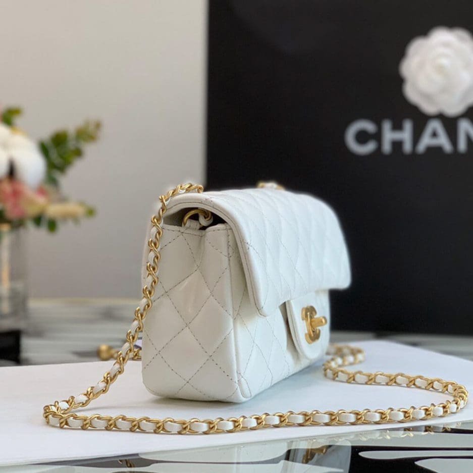 Ch**el Pearl Crush Mini Rectangular Flap Bag as1787