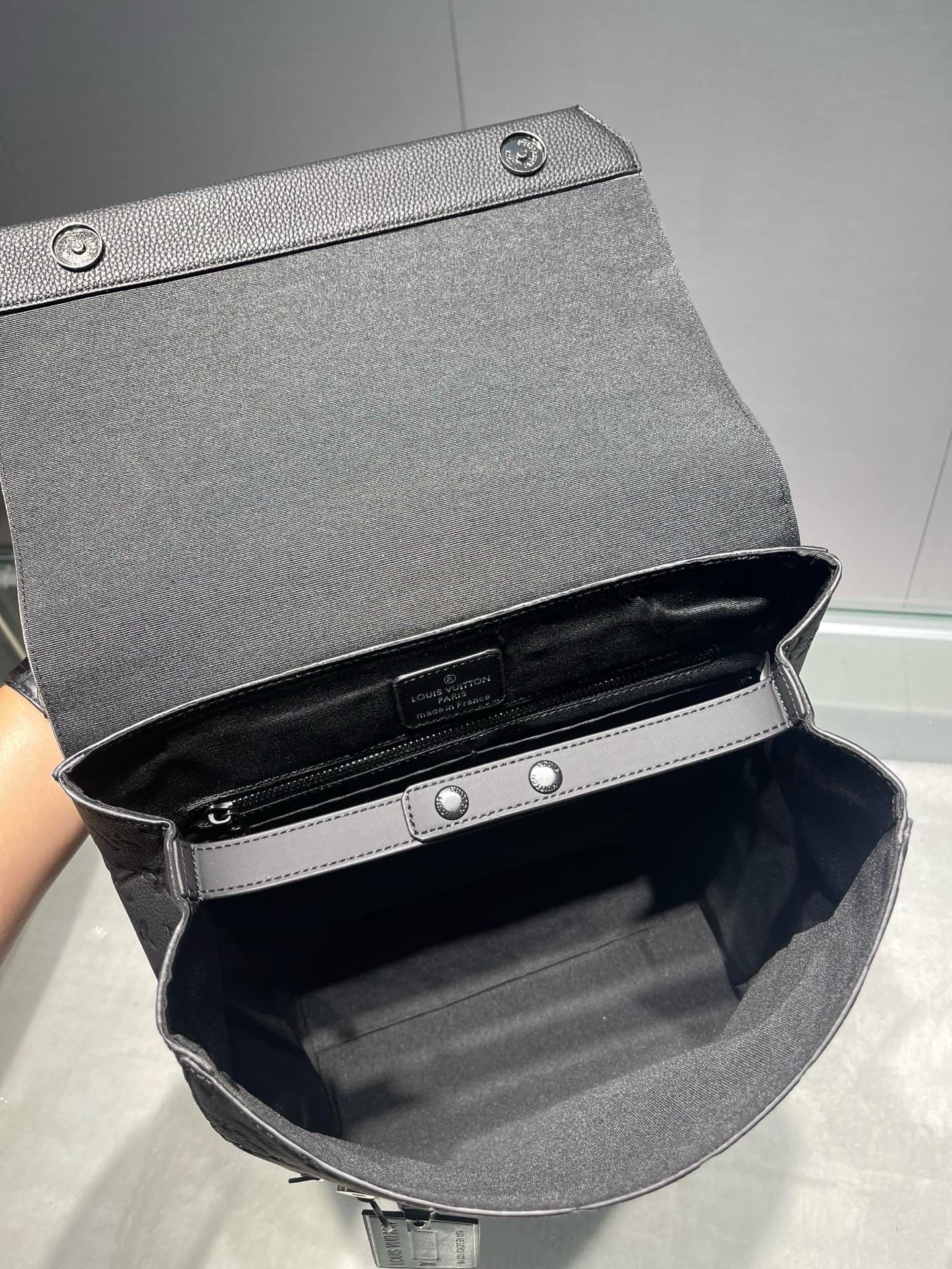 L0vis Vvtt0n M21367 Fastline Backpack