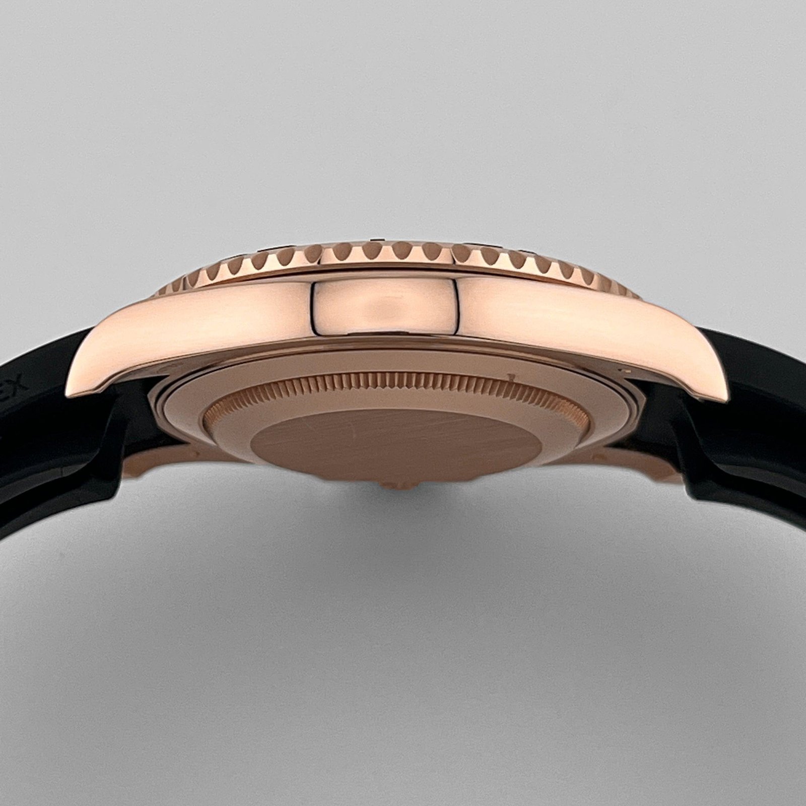 R01ex Yacht-Master 40 126655 Rose Gold Black Dial (2023)