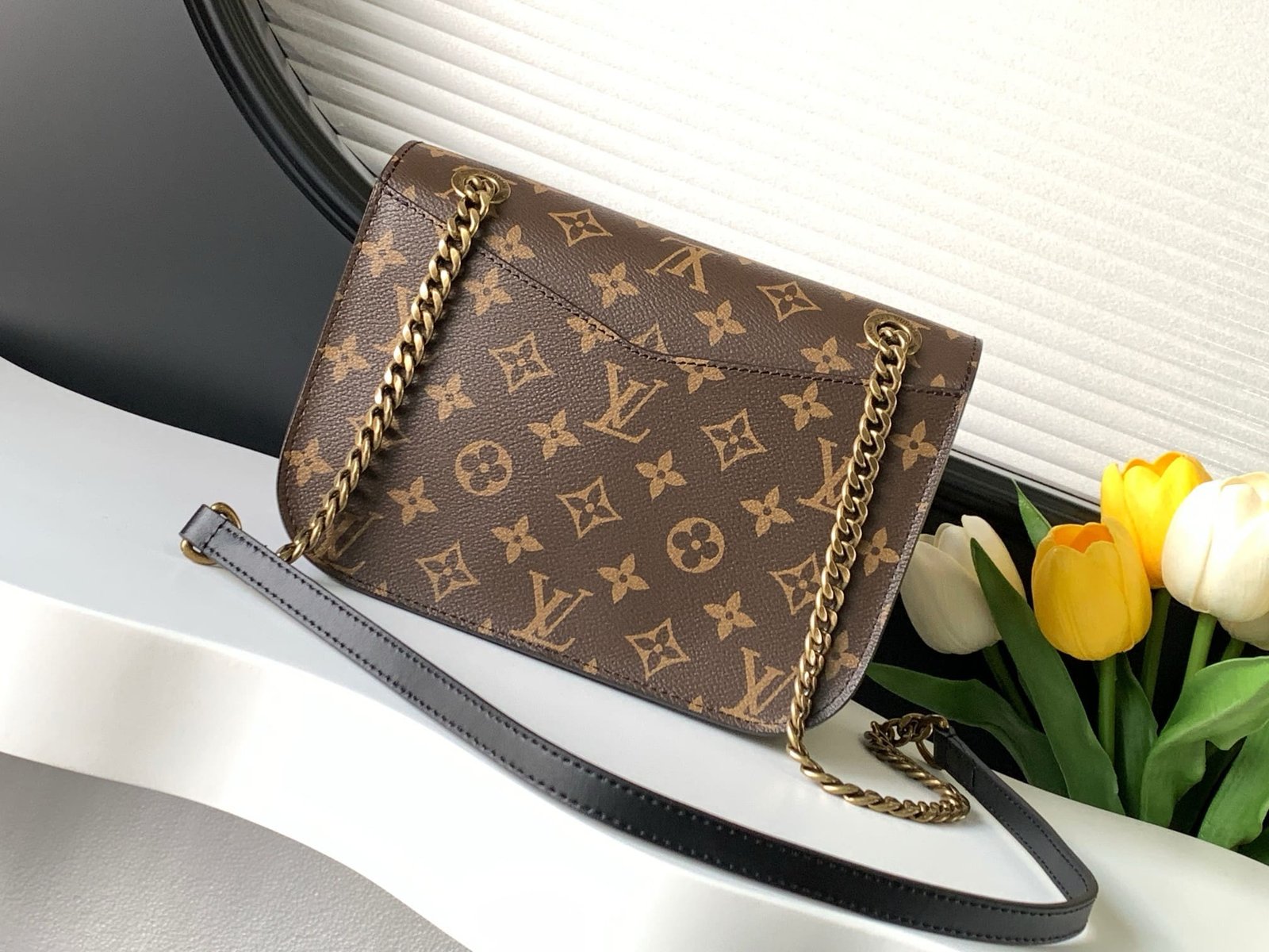 L0vis Vvtt0n M45592 Passy Bag
