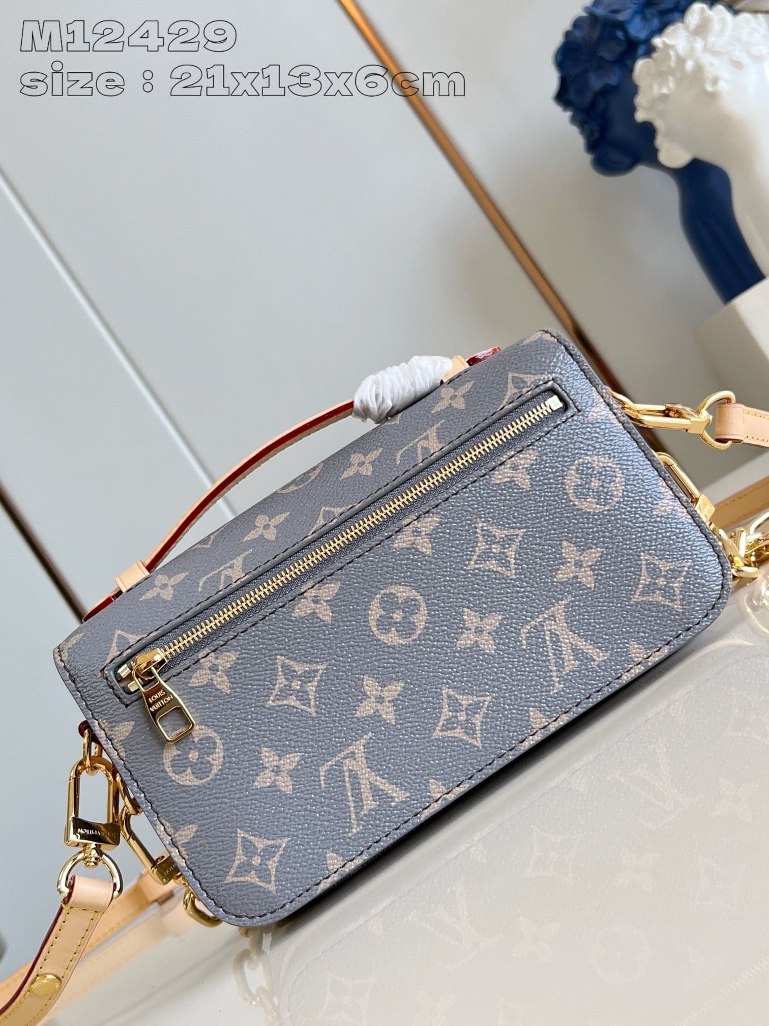 L0vis Vvtt0n M12429 Pochette Métis East West
