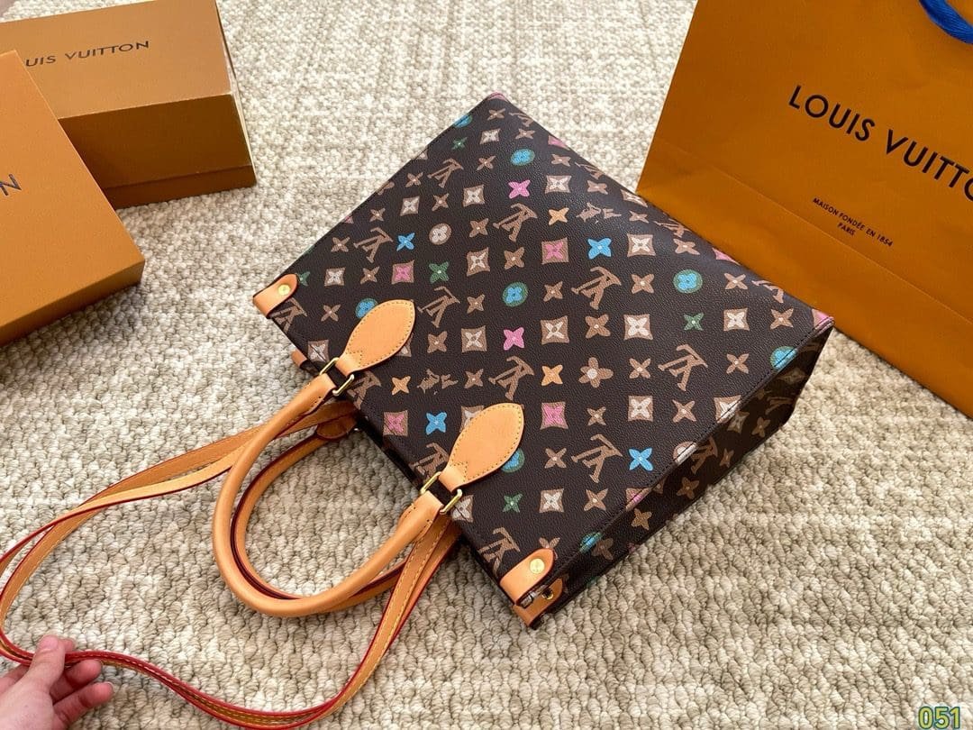 L0vis Vvtt0n Jungle hot mom bag OnTheGo