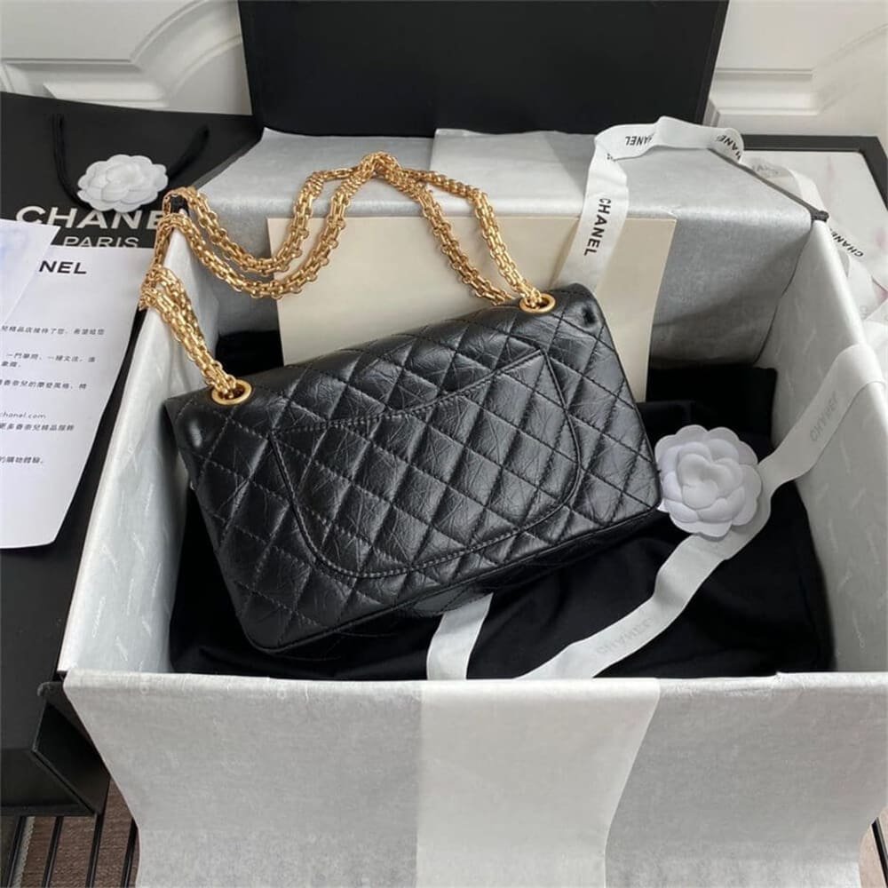 Ch**el 2.55 HANDBAG A37586