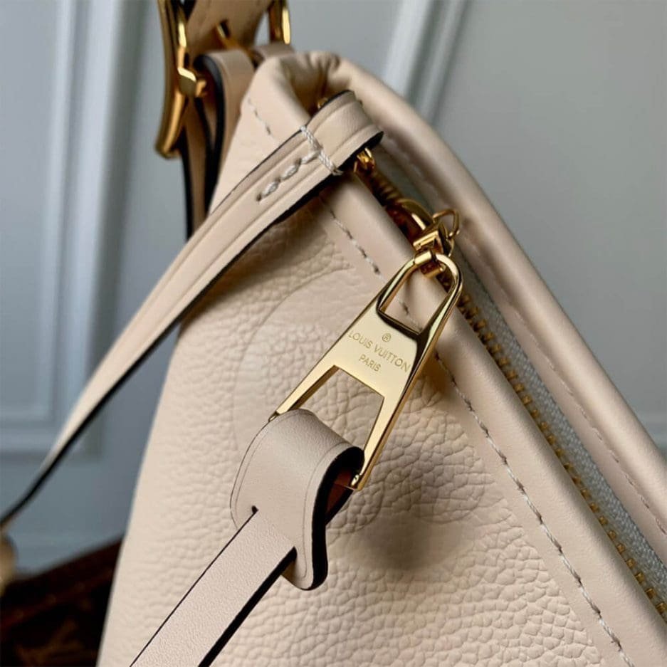 L0vis Vvtt0nM46293 CarryAll PM