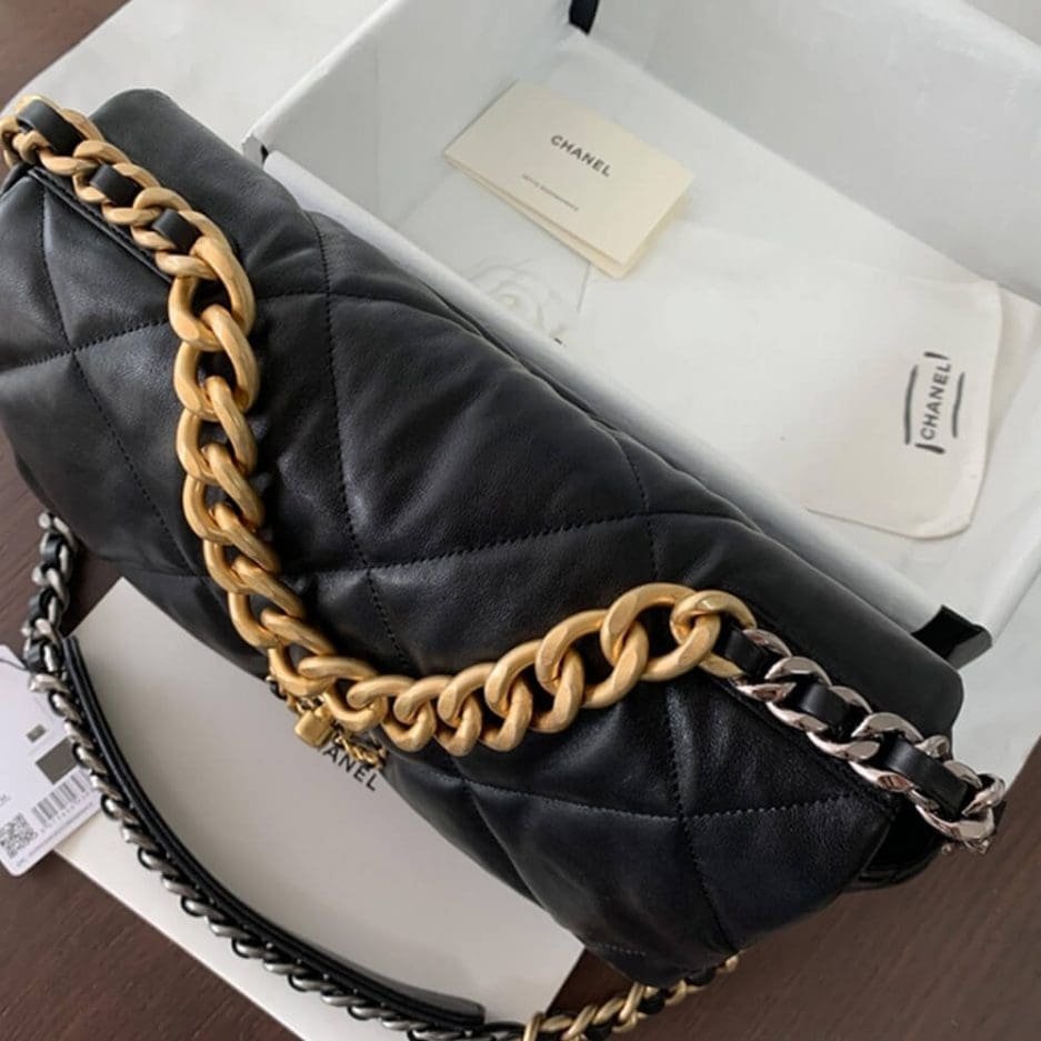 Ch**el 19 Large Handbag AS1161