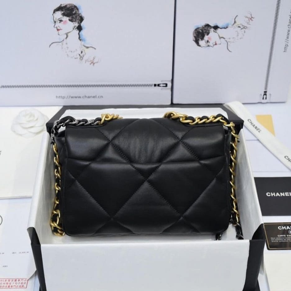 Ch**el 19 HANDBAG AS1160