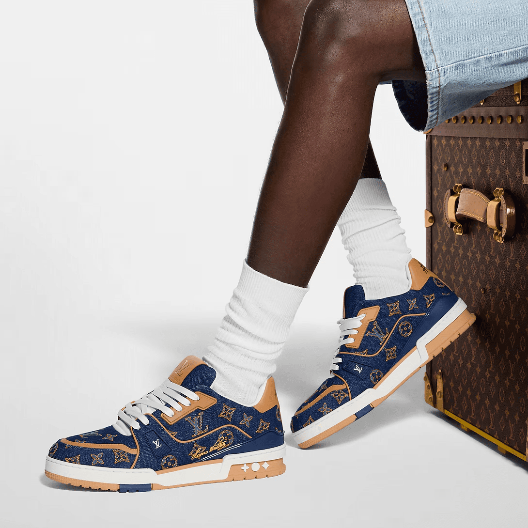 L0vis Vvtt0n 1AJ360 LV Trainer Sneaker