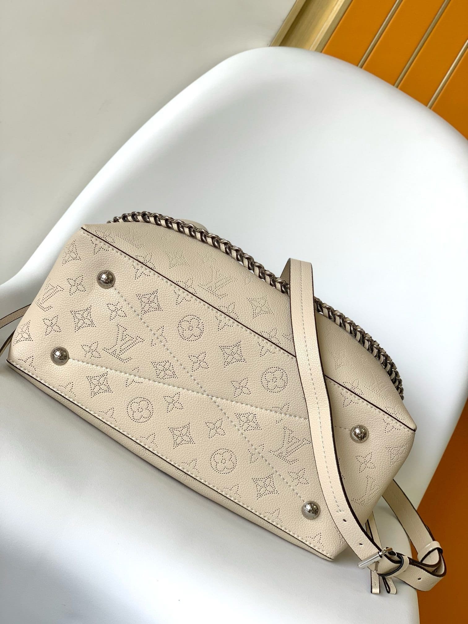 L0vis Vvtt0n M59203 Bella Tote