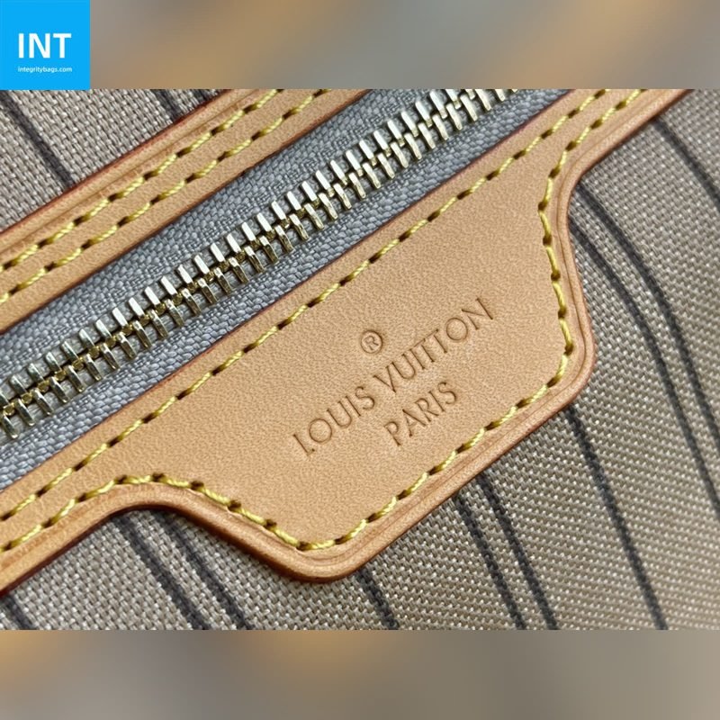 L0vis Vvtt0n M40353 Monogram Canvas Delightful MM Shoulder Bag