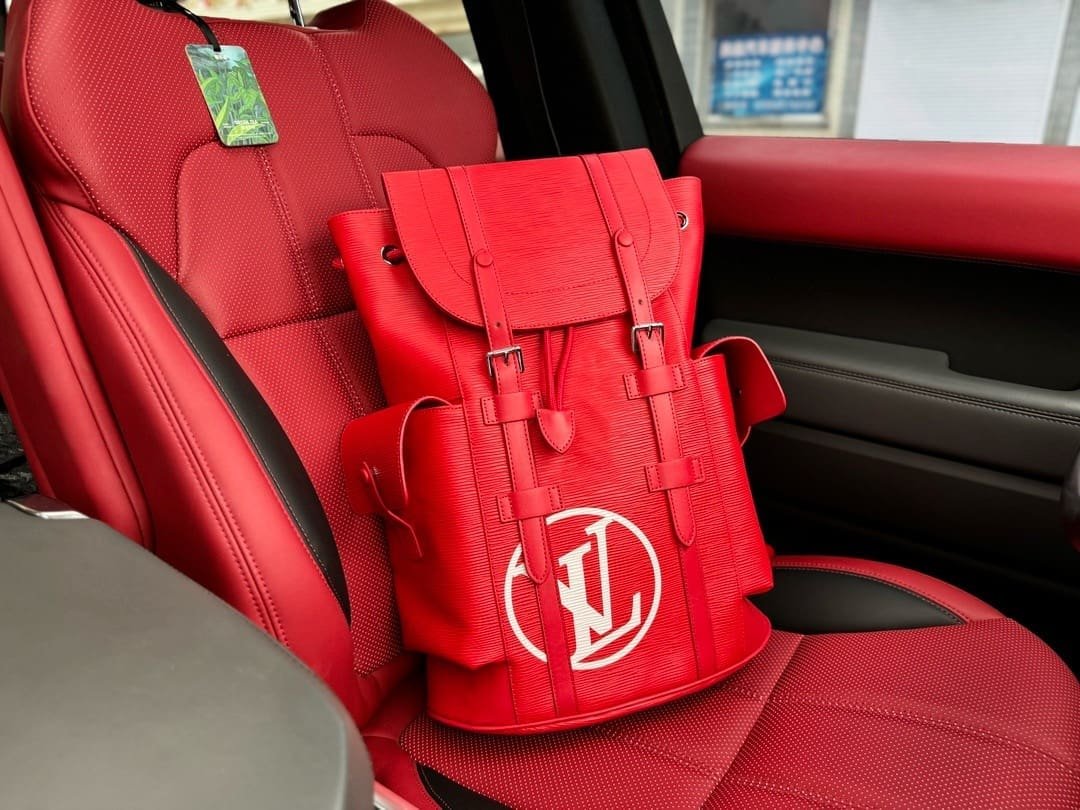 L0vis Vvtt0n Backpack