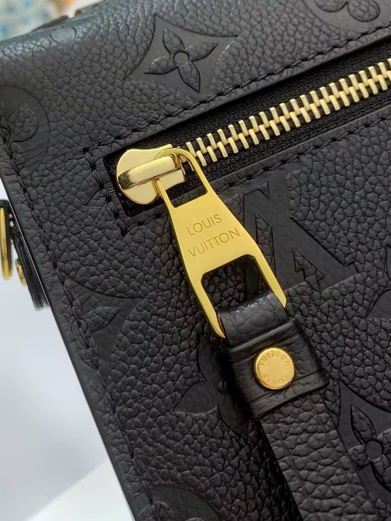 L0vis Vvtt0n M41487 Pochette Metis