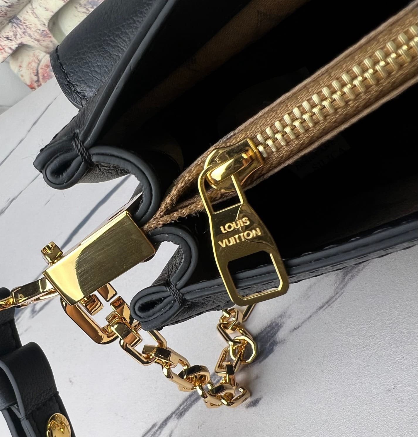 L0vis Vvtt0n M25209 Dauphine Soft MM