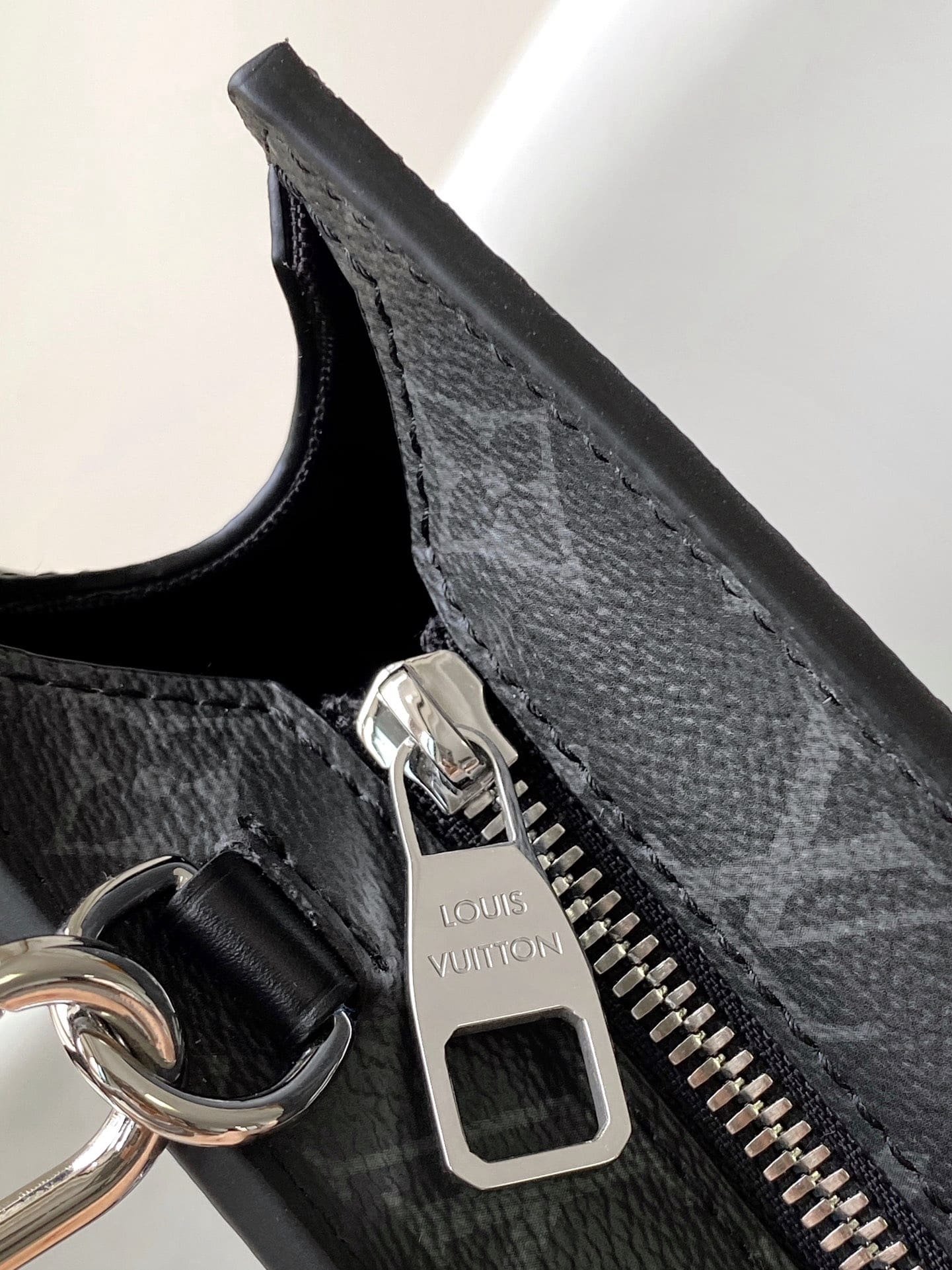 L0vis Vvtt0n M11742 Sac Plat Horizontal Zippe
