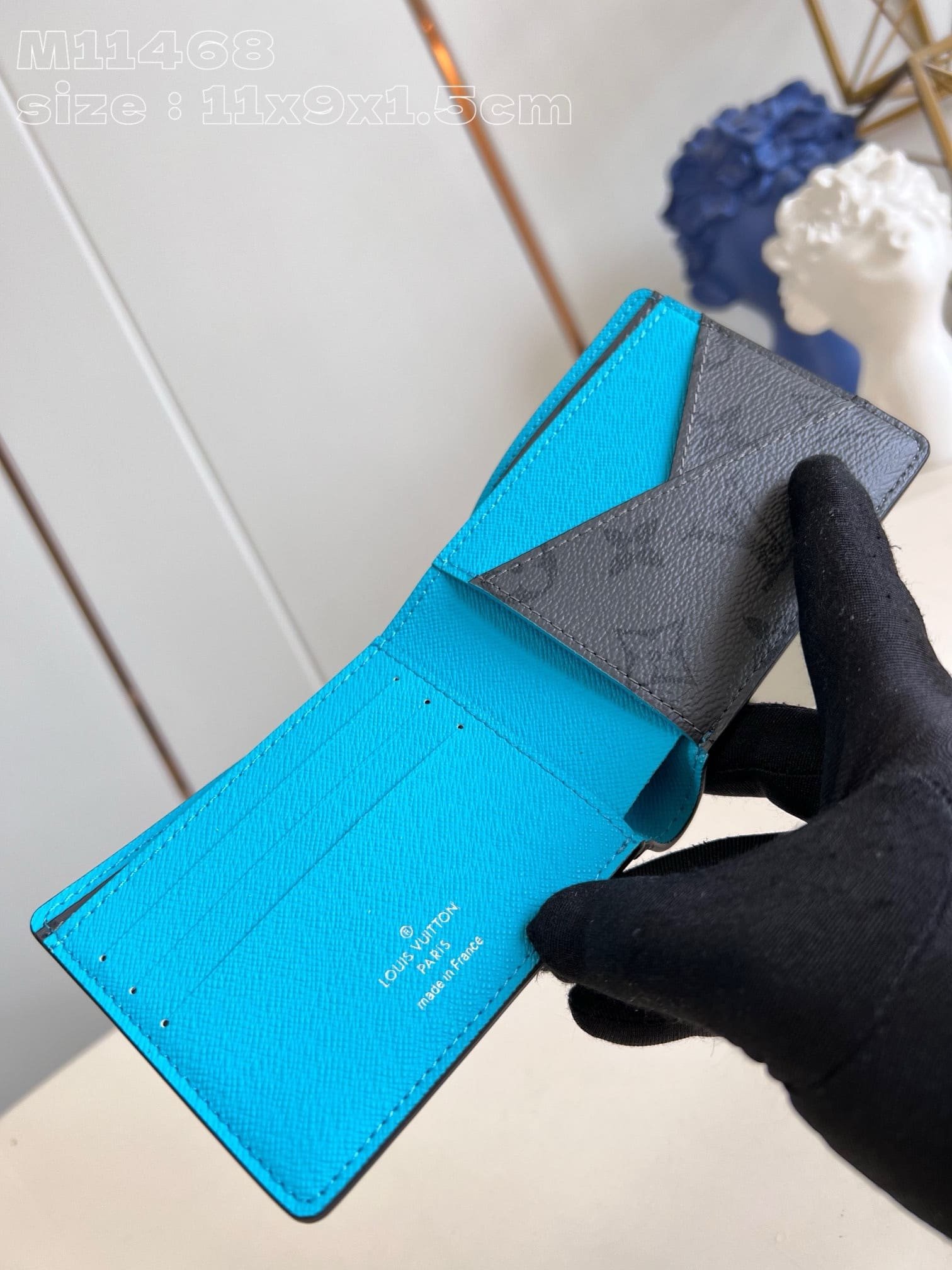 L0vis Vvtt0n M11468 Multiple Wallet