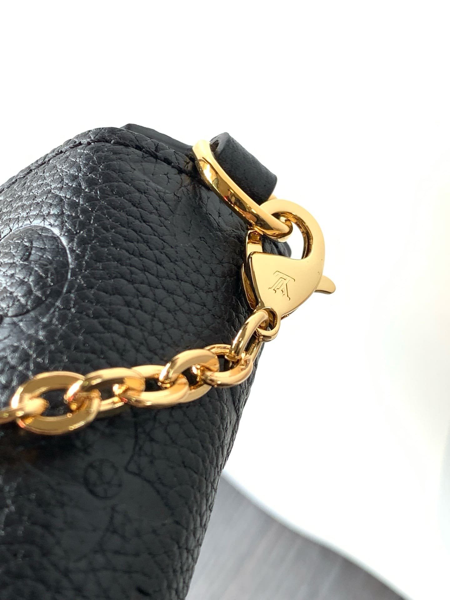 L0vis Vvtt0n M82477 Félicie Pochette