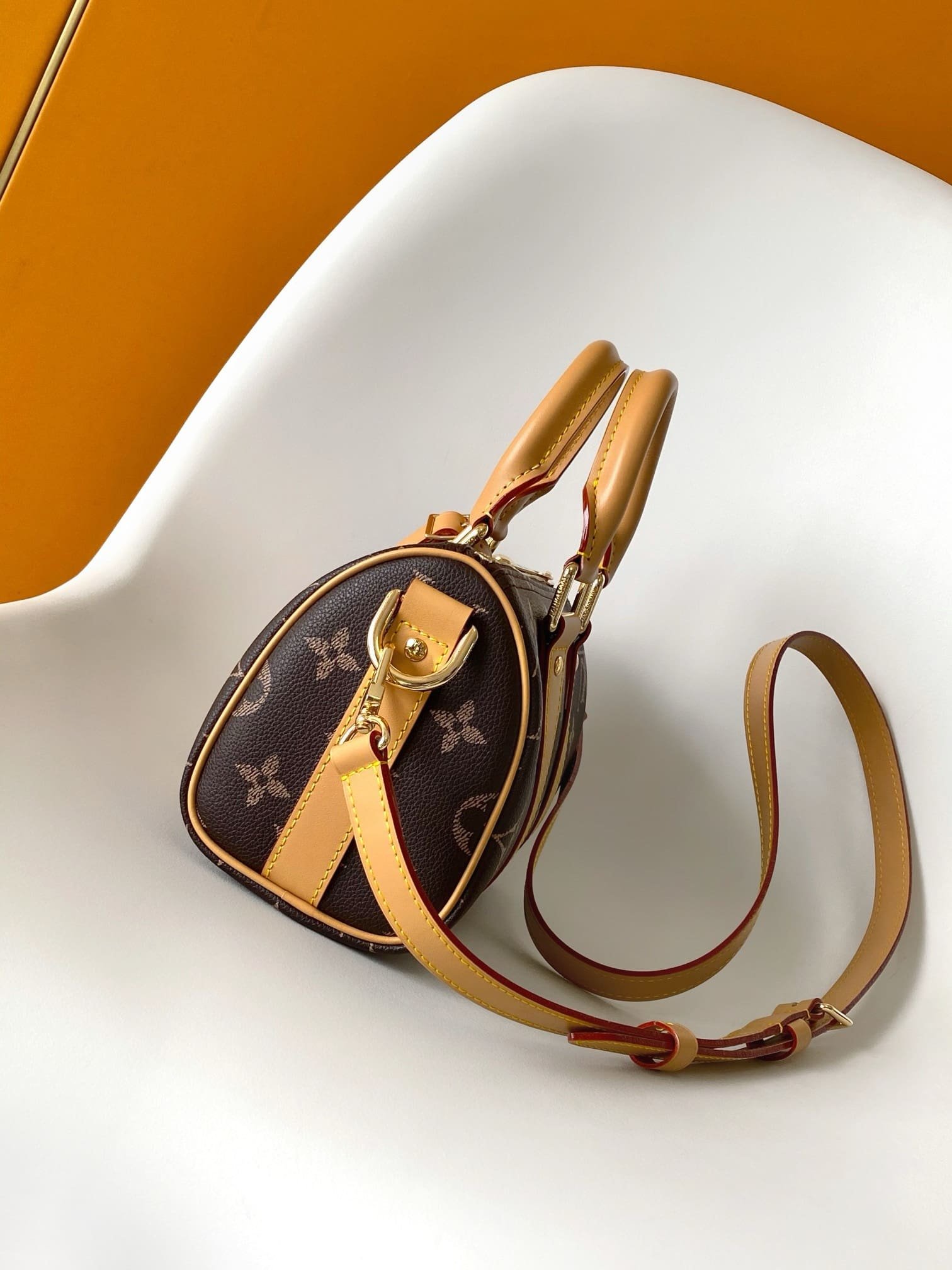 L0vis Vvtt0n M14026 Keepall Bandoulière 25