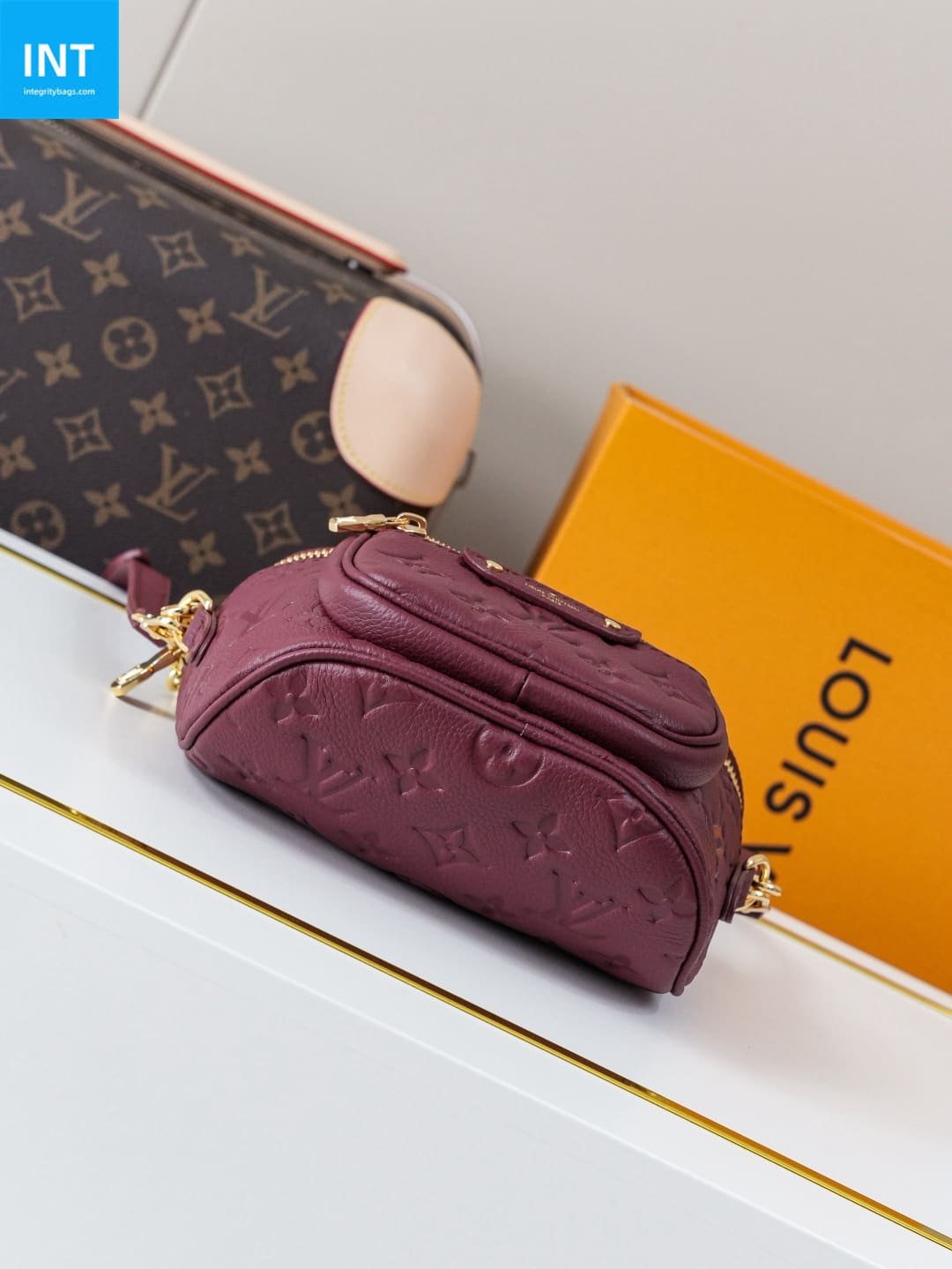 L0vis Vvtt0n M25905 Mini Bumbag