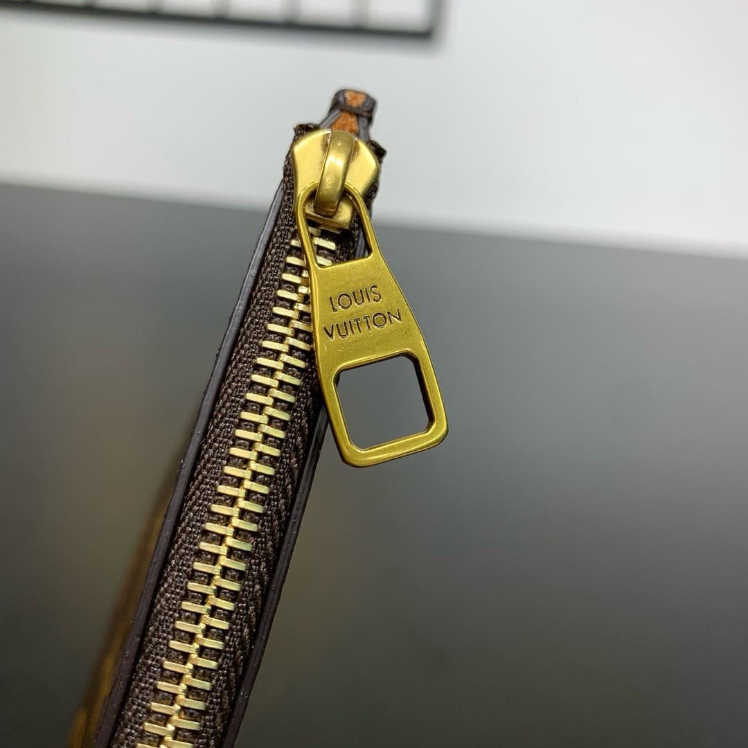 L0vis Vvtt0n M25354 Low Key Hobo PM(Top-quality)