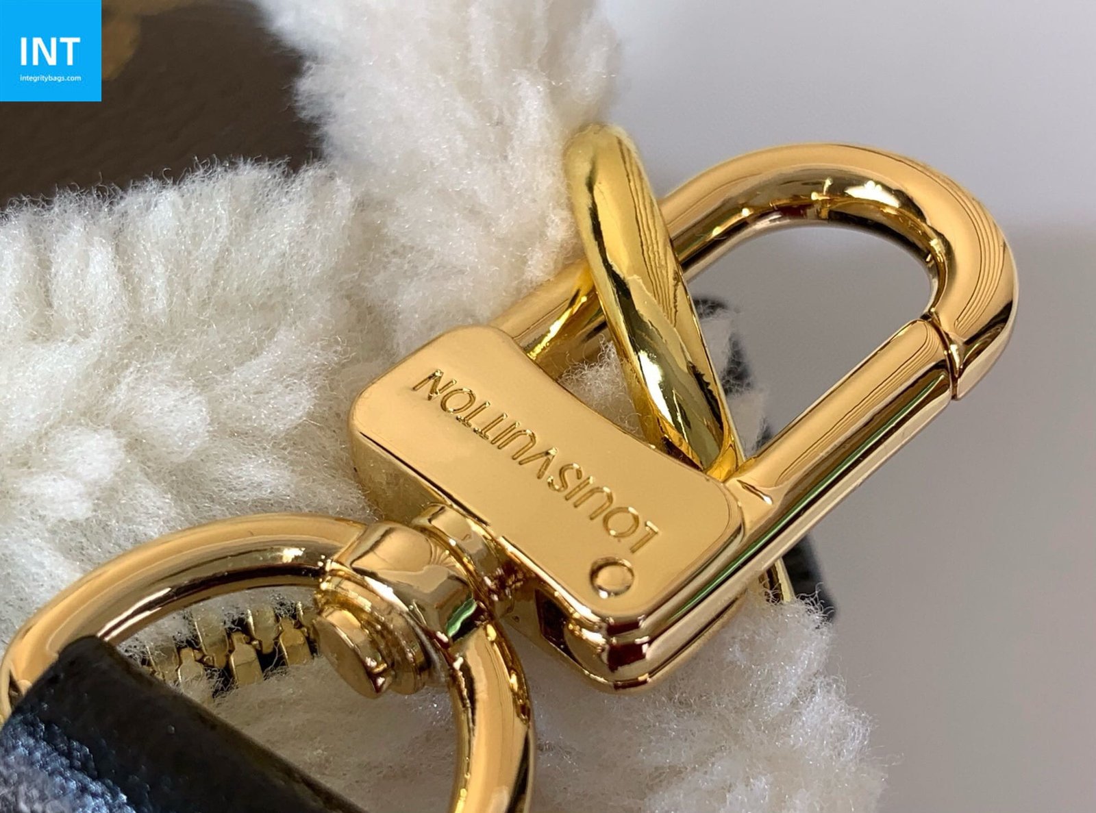 L0vis Vvtt0n M26326 SPEEDY SOFT 30 TEDDY