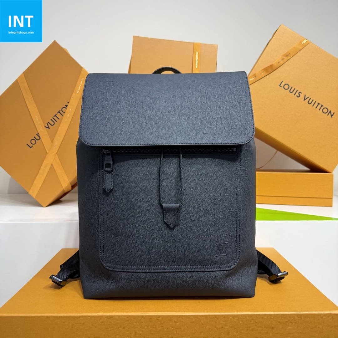 L0vis Vvtt0n M15262 Fastline Backpack