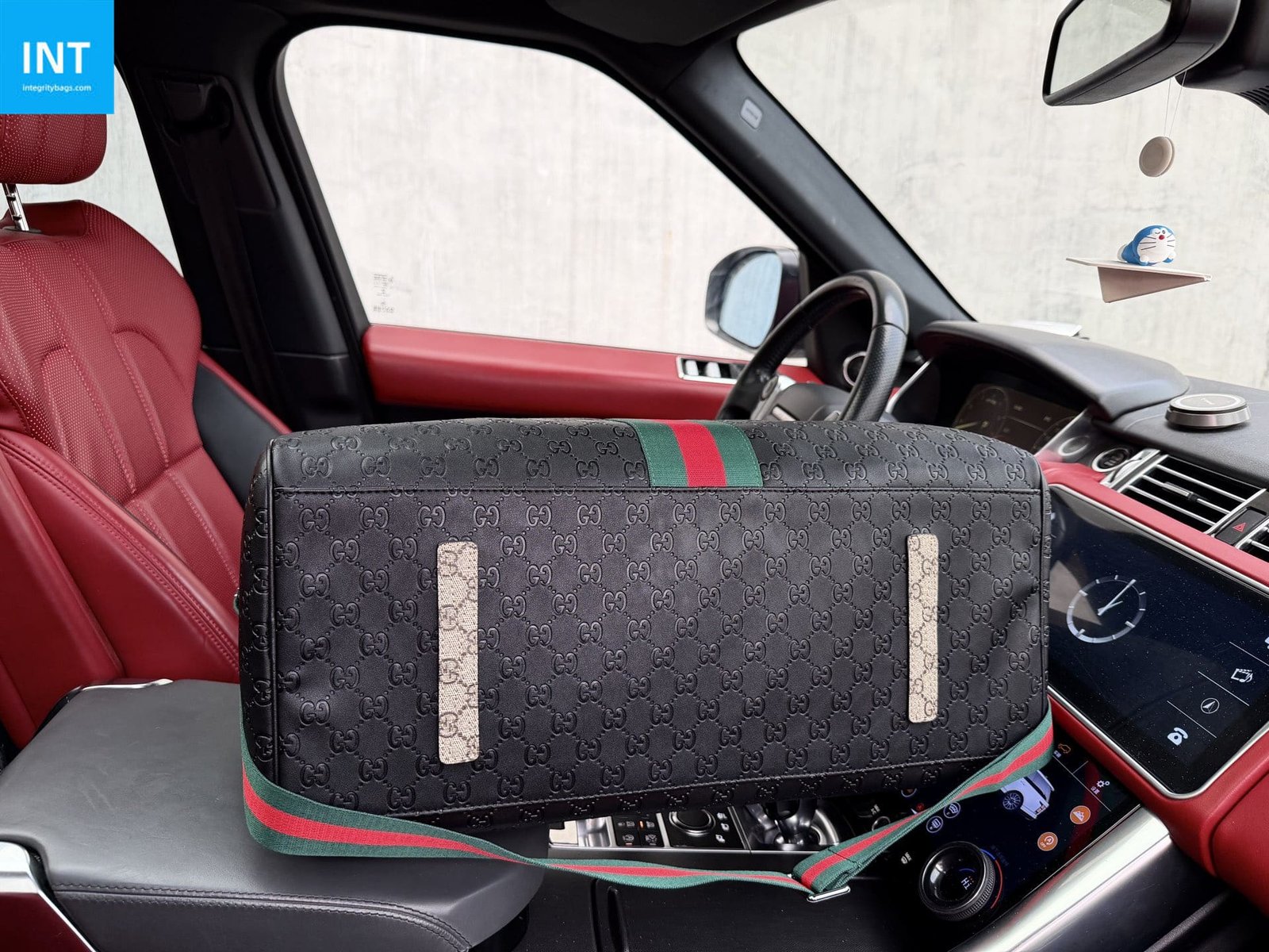 Gvc*1 LARGE DUFFLE BAG