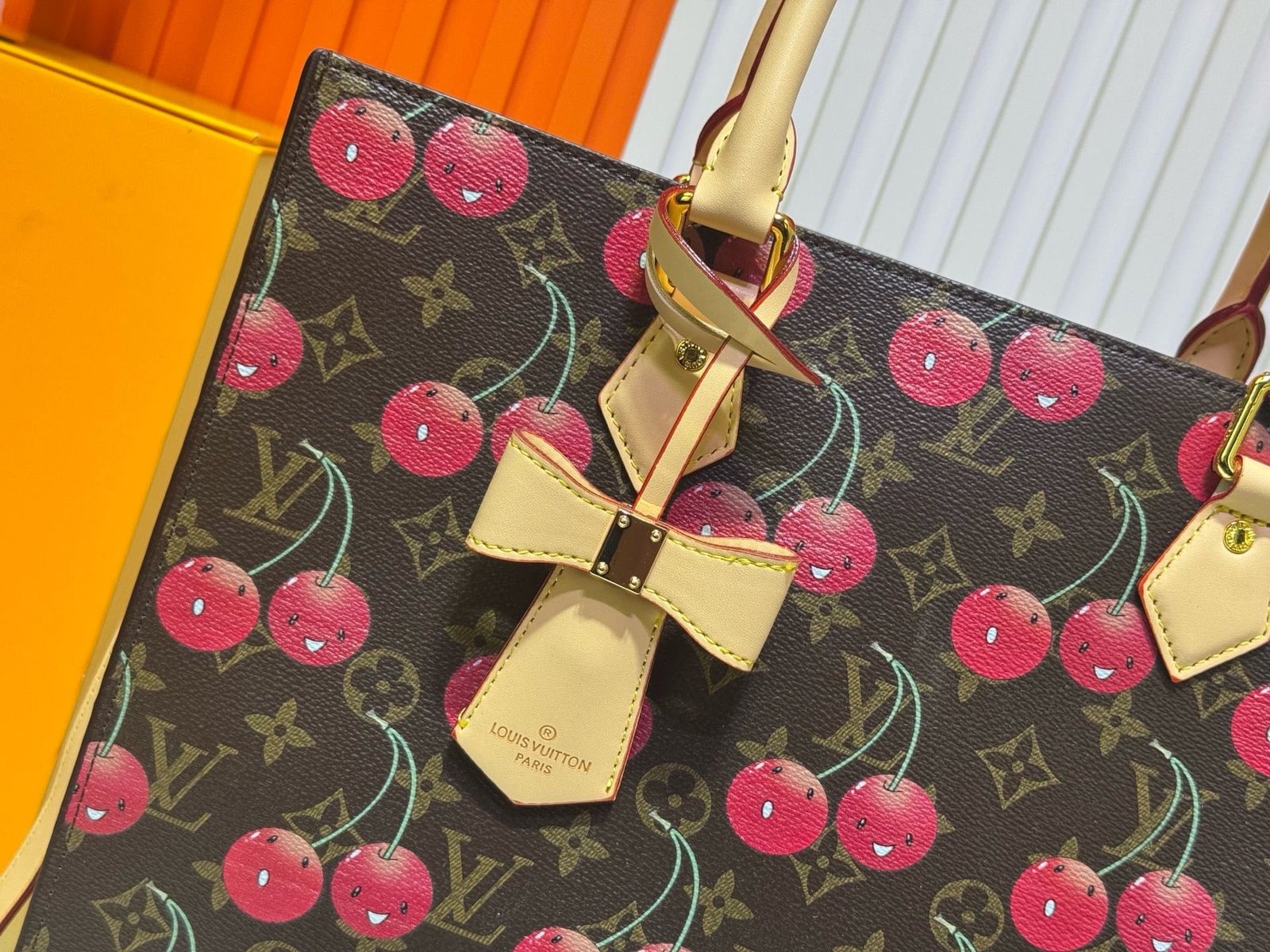 L0vis Vvtt0n LV x TM Sackpla Hand Tote Bag