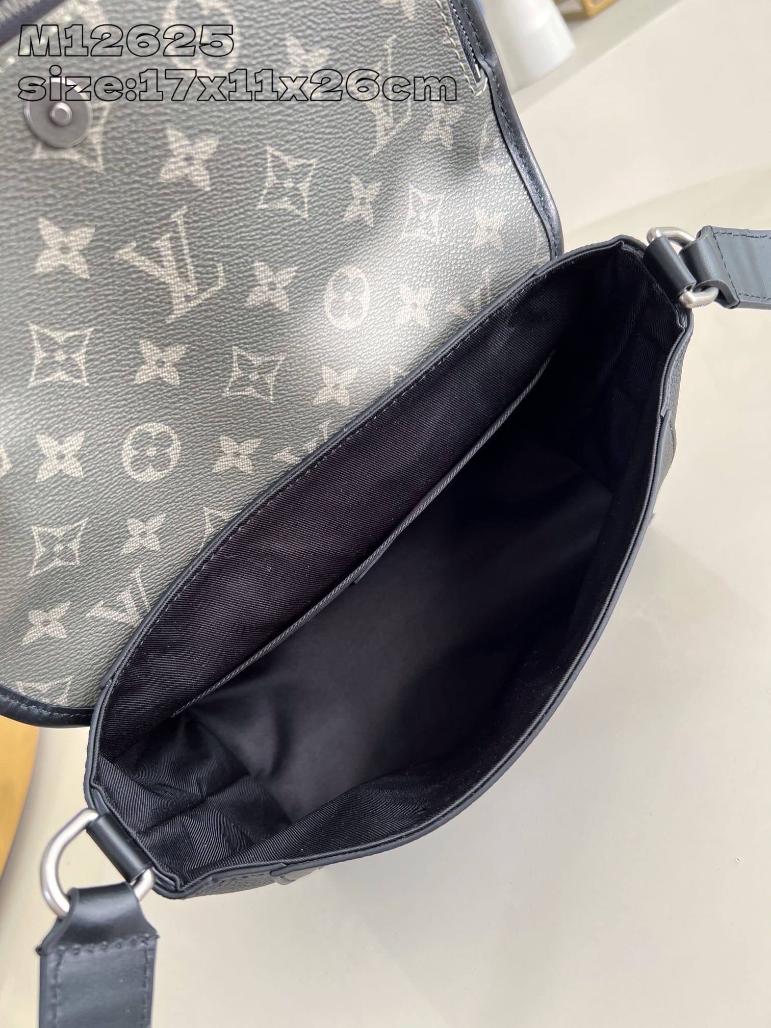 L0vis Vvtt0n M12625 Pulse Messenger