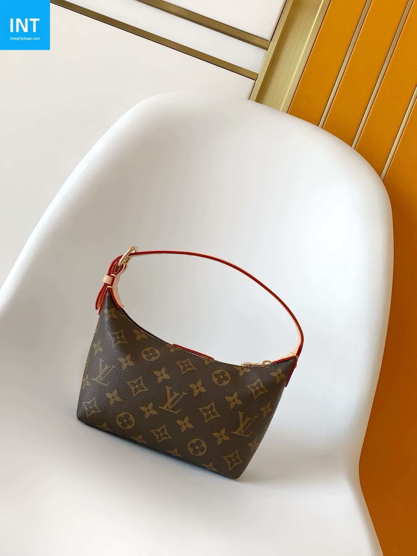 L0vis Vvtt0n M27509 Pochette Hills