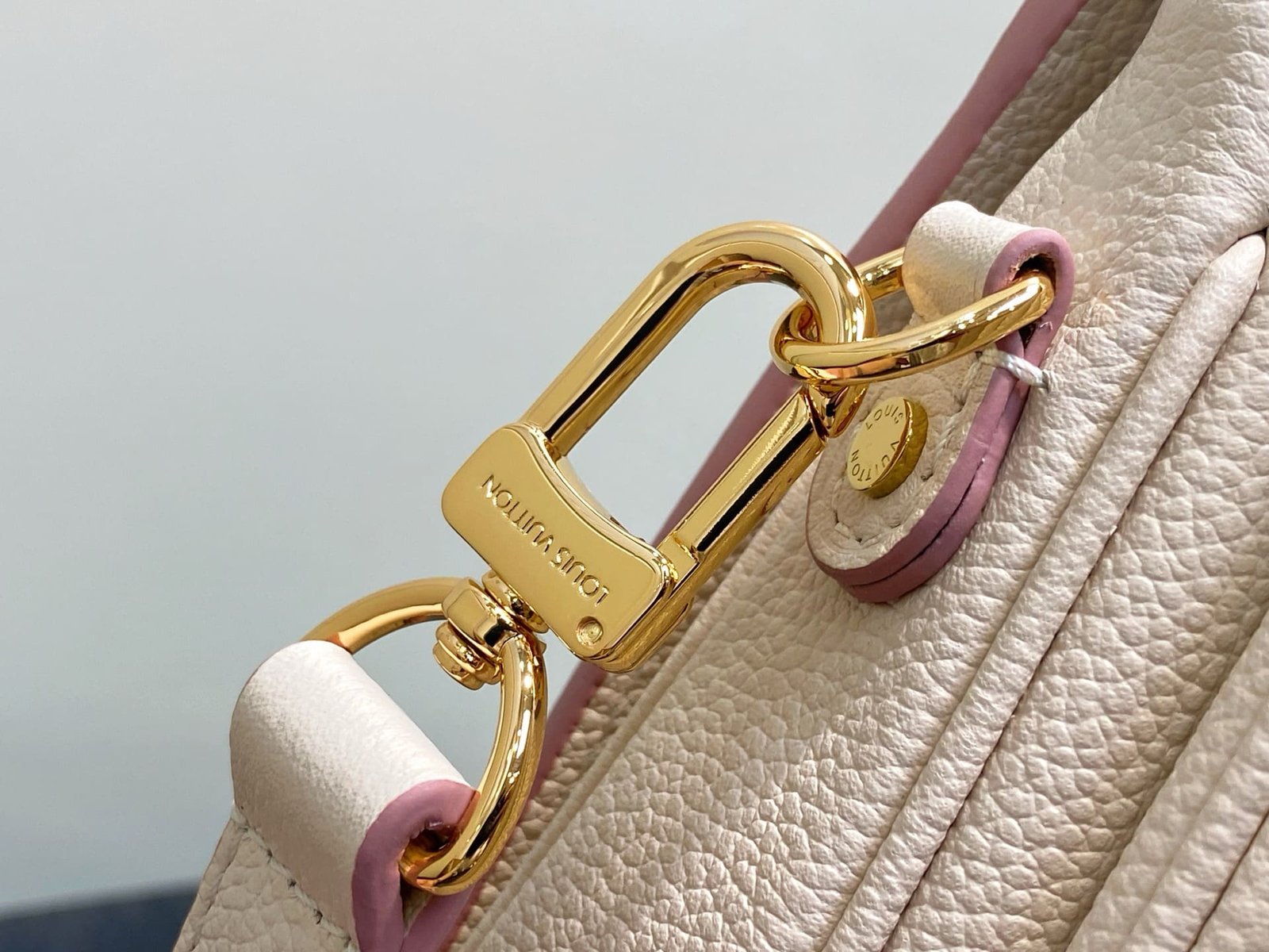 L0vis Vvtt0n M14977 Pochette Métis