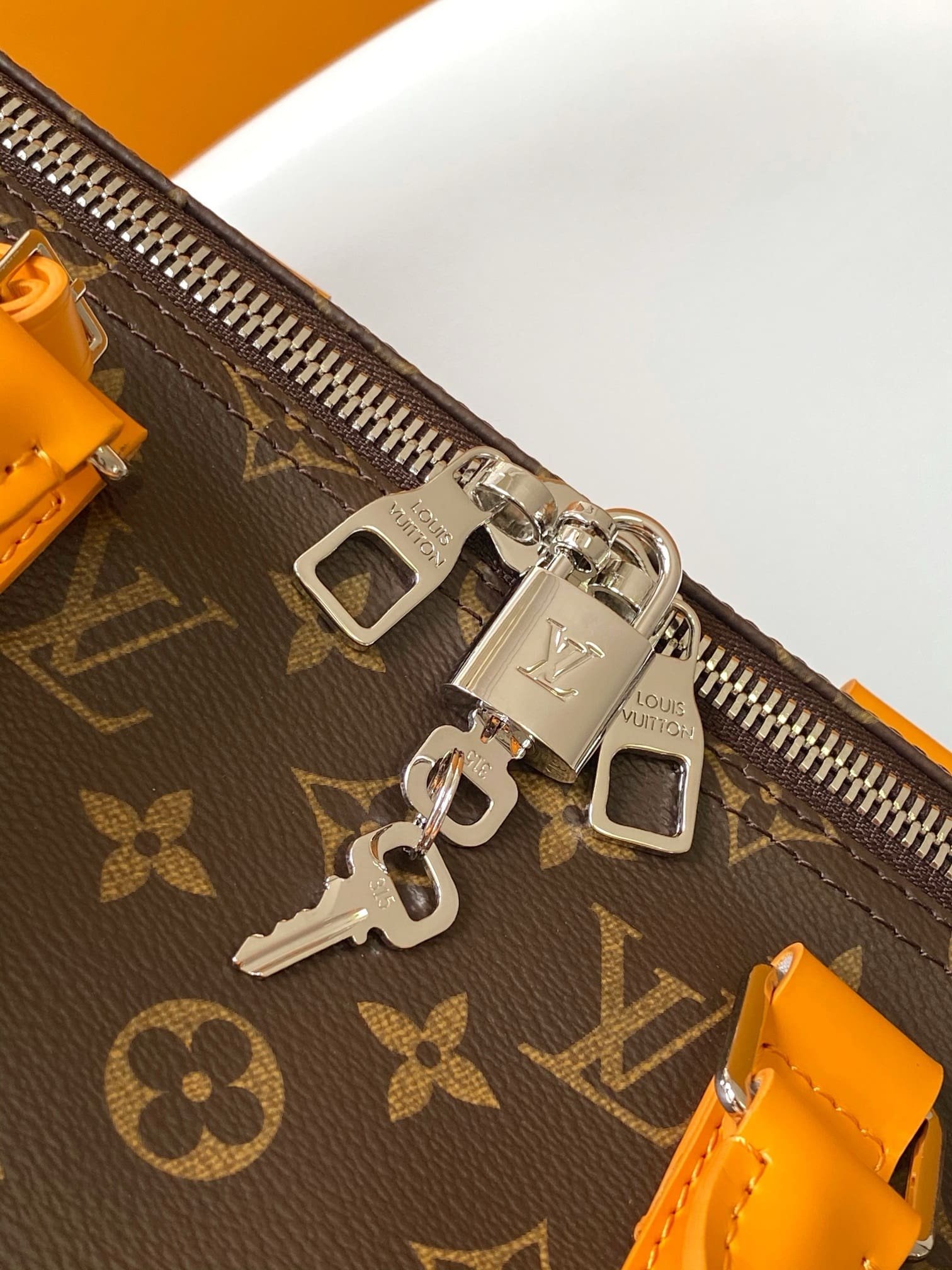 L0vis Vvtt0n M12634 Keepall Bandoulière 50