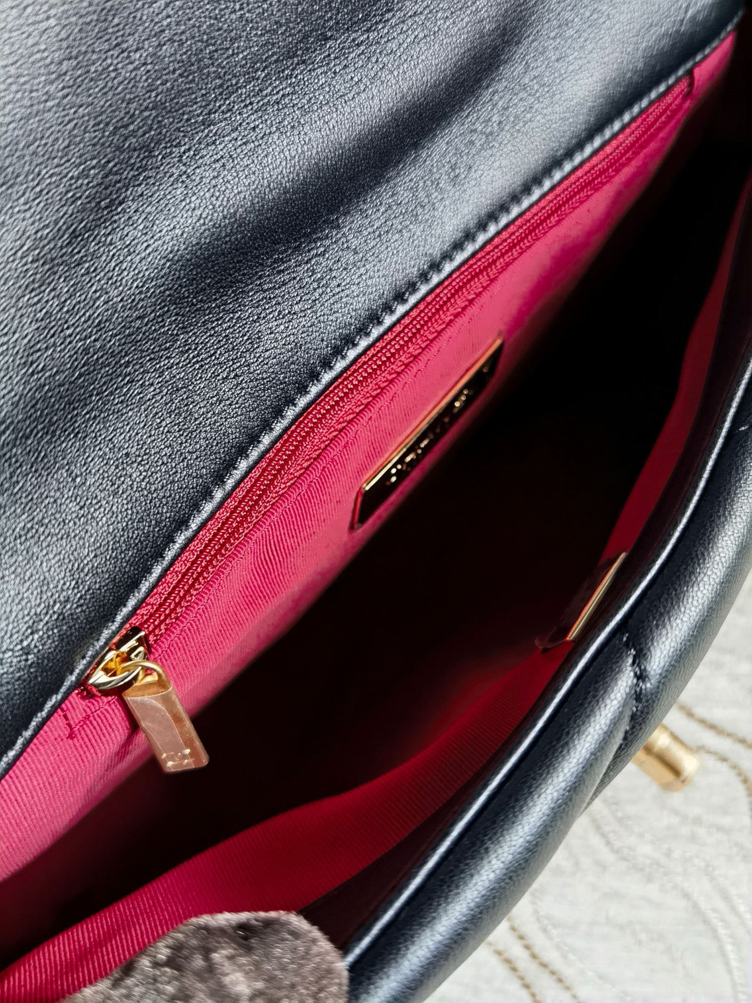Ch**el 19 HANDBAG AS1160 Top quality version