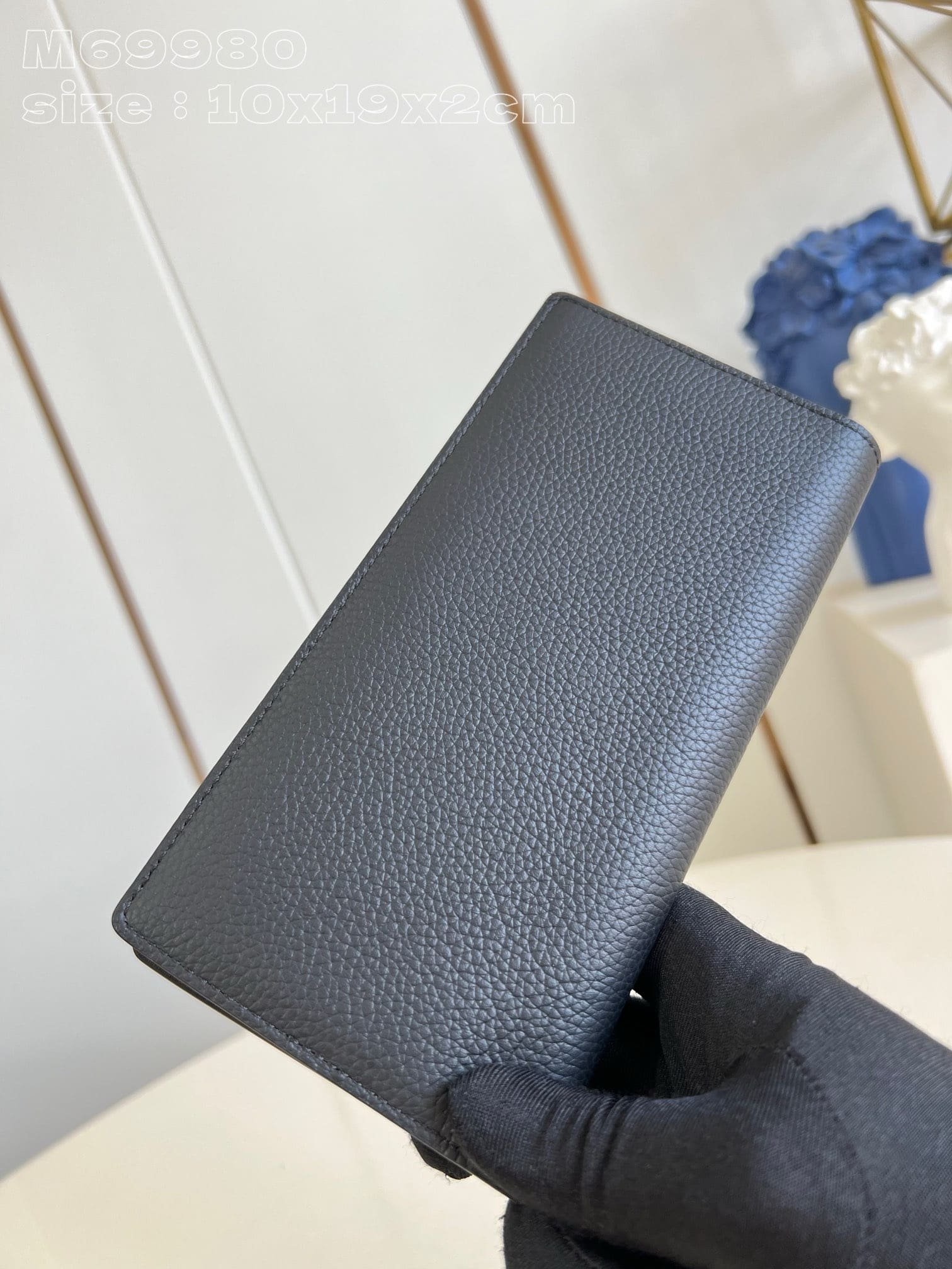 L0vis Vvtt0n M69980 Brazza Wallet
