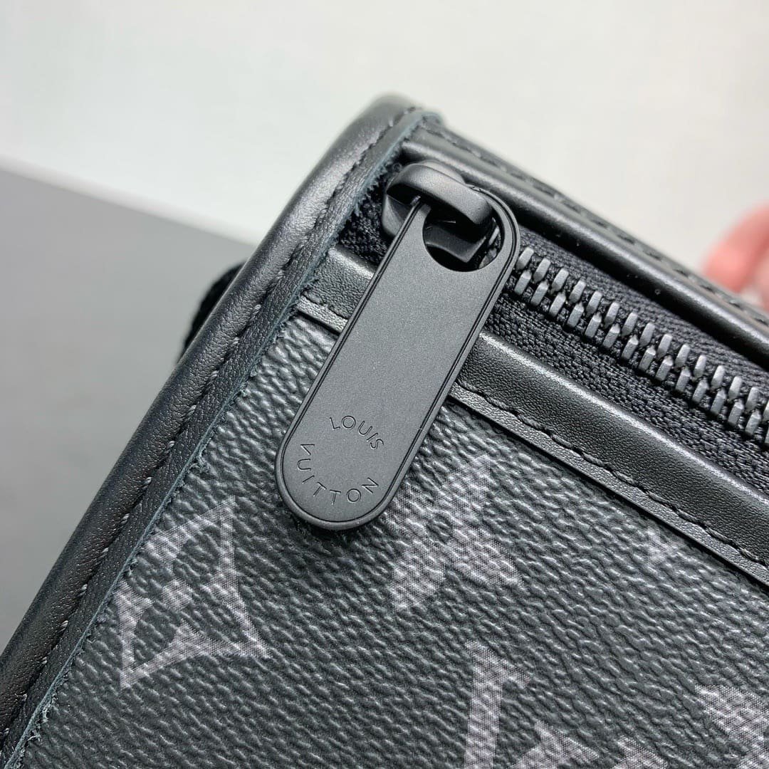 L0vis Vvtt0n M12599 Bosphore Wearable Wallet