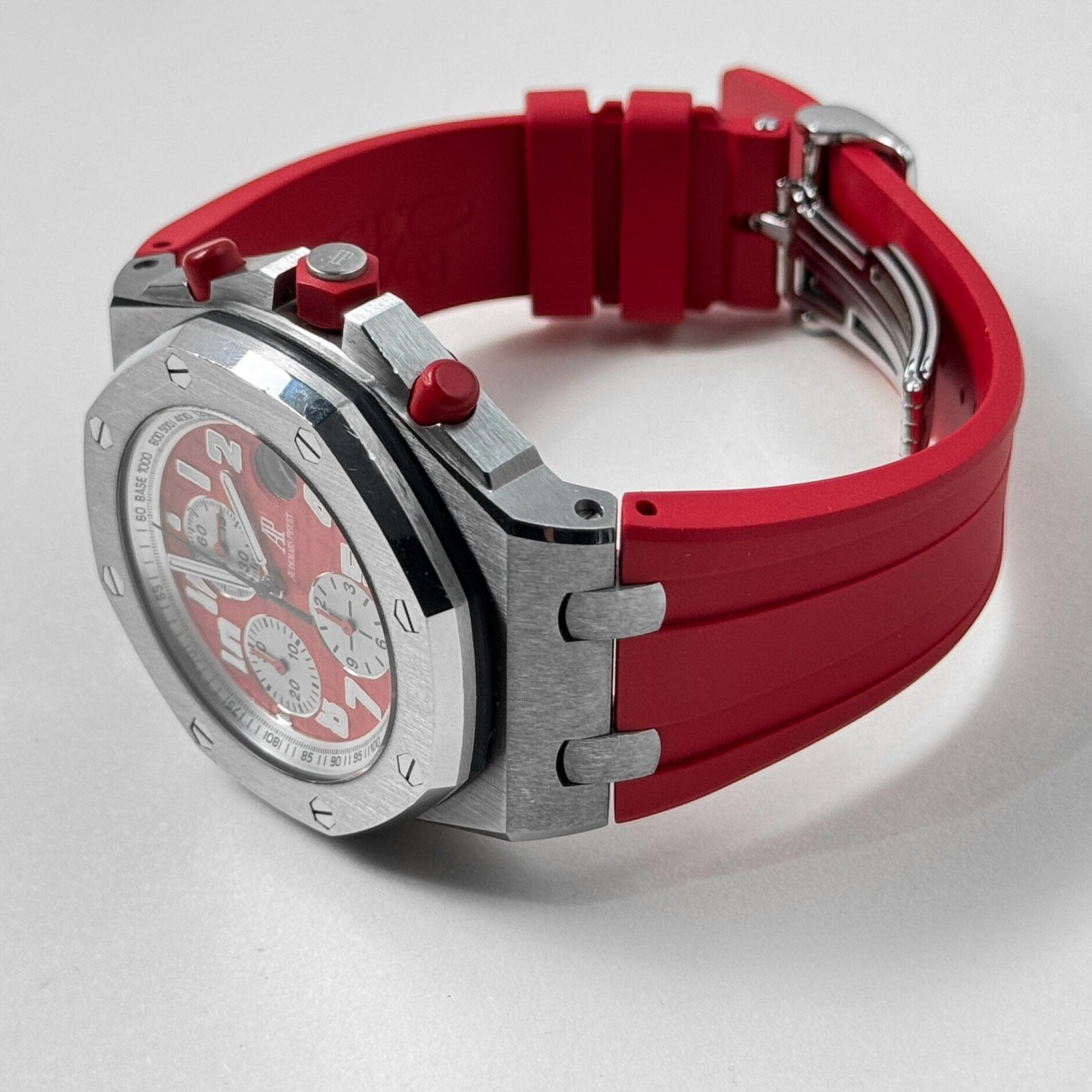 Audemars P1g*et Royal Oak Offshore Chronograph 26108ST.OO.D066CR.01 Rhone-Fusterie Stainless Steel Red Dial Limited Edition (2009)