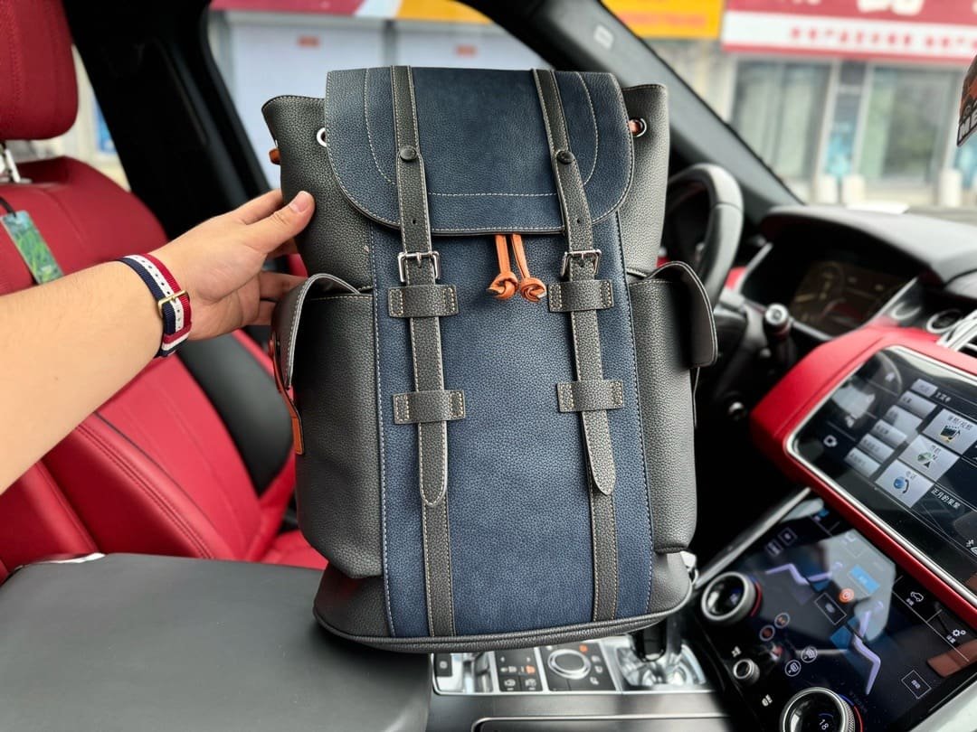 L0vis Vvtt0n Backpack