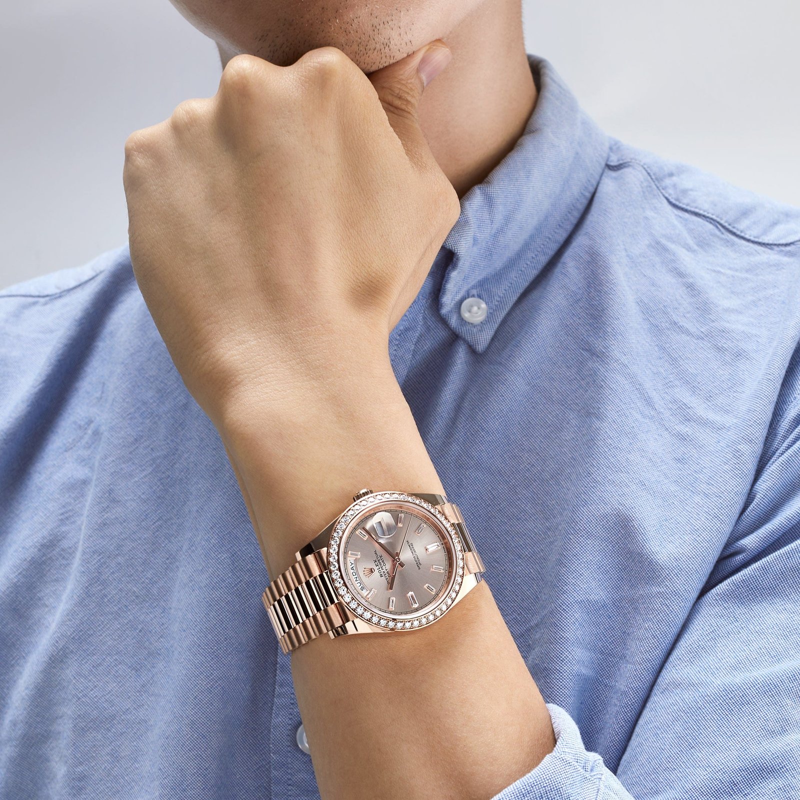 R01ex Day-Date 40 228345RBR Rose Gold D1am0nd Bezel Sundust D1am0nd Dial