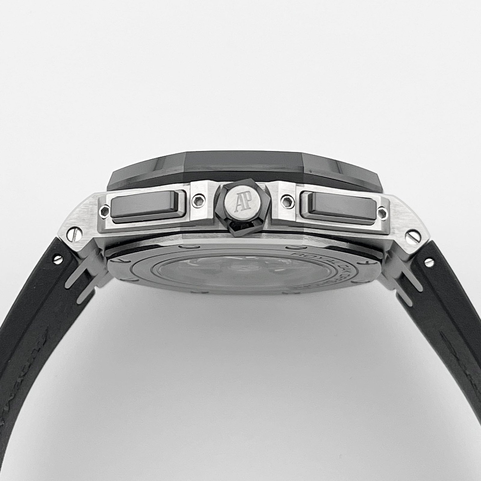Audemars P1g*et Royal Oak Offshore 26400SO.OO.A002CA.01 Chronograph Steel Silver Dial