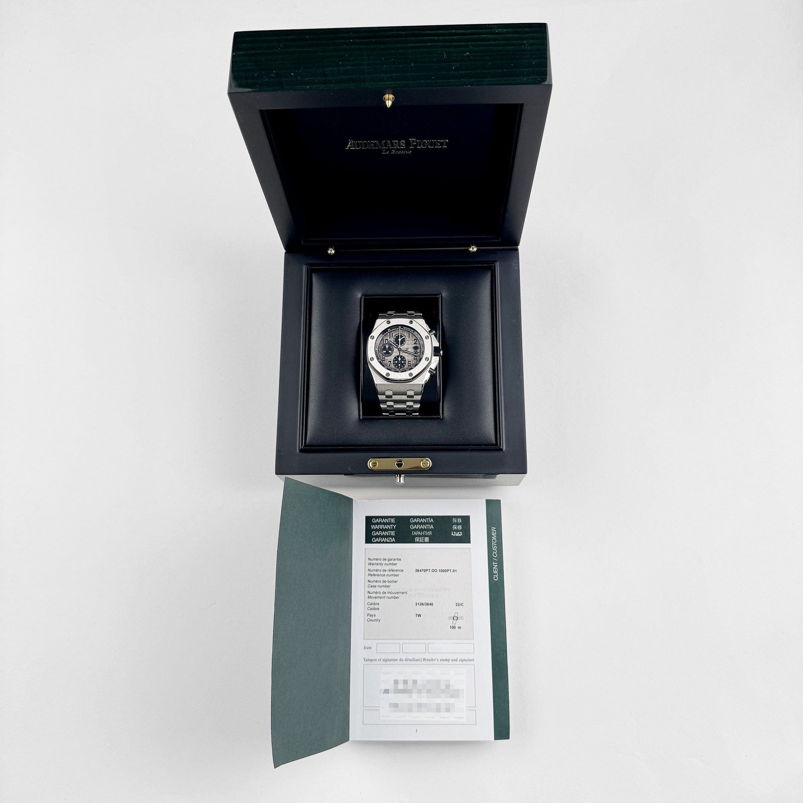 Audemars P1g*et Royal Oak Offshore Chronograph 26470PT.OO.1000PT.01 Platinum Grey Dial (2017)