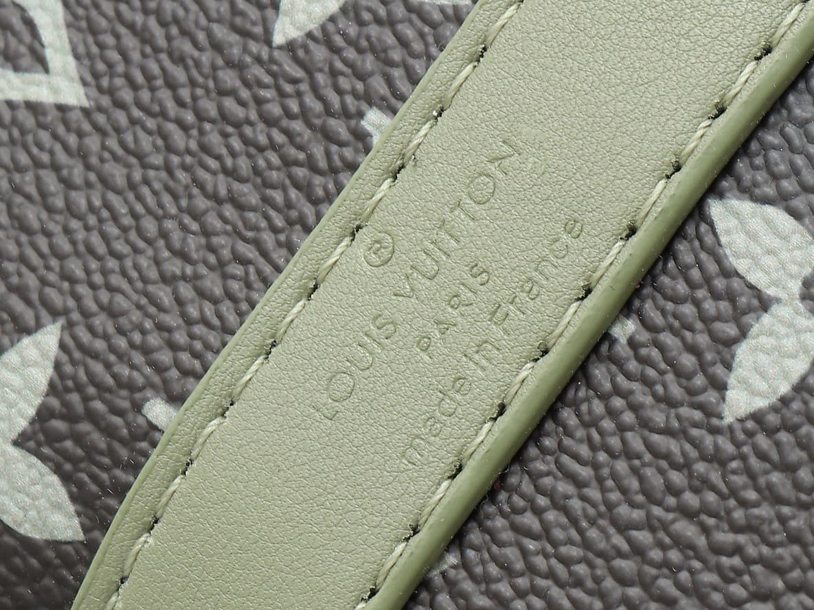 L0vis Vvtt0n M11591 KEEPALL BANDOULIÈRE 25 handbag
