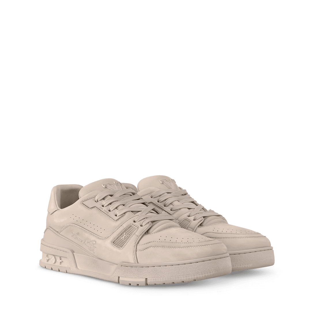 L0vis Vvtt0n 1AHDAK LV Trainer Distressed Sneaker